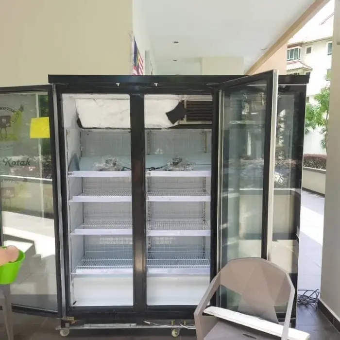 Emergency commercial chiller repair service